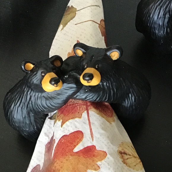 Napkin Rings Set of  Six  with Bears / Cabin Decor - Picture 1 of 3